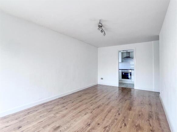 lounge 3.jpg
