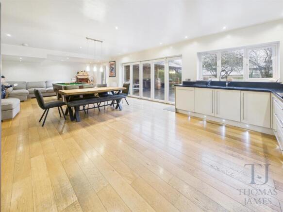 Kitchen / Diner/ Living Room