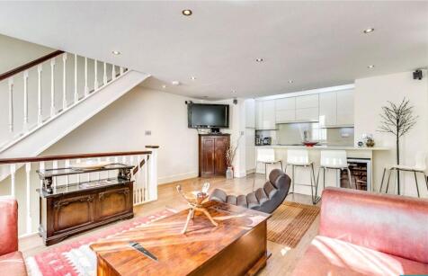 Mildrose Court, London