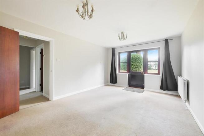 GRAYSHOT COURT, 2- (4).jpg