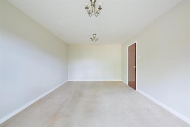 GRAYSHOT COURT, 2- (6).jpg