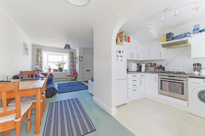 Village Row, Sutton9.jpg