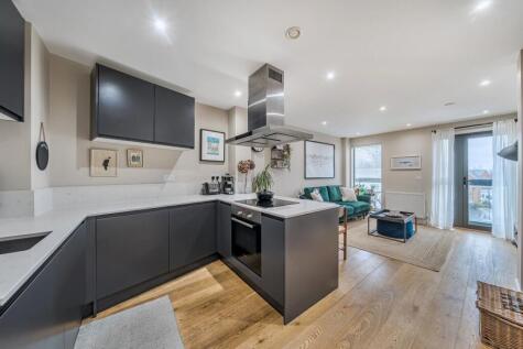 Grove Vale, London, SE22