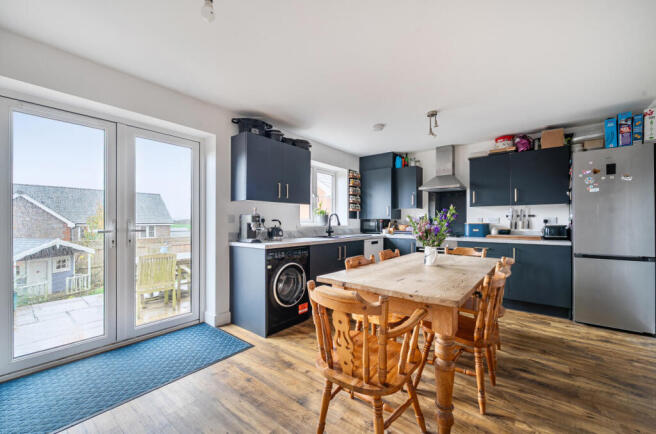 1376782-2-690dde0...