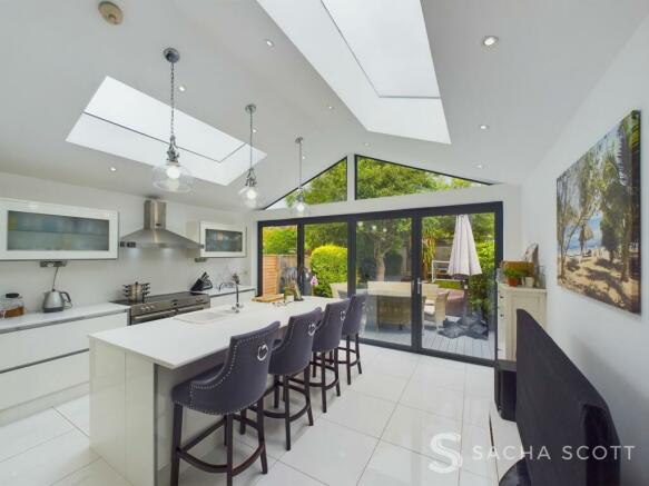 Kitchen / Breakfast Room