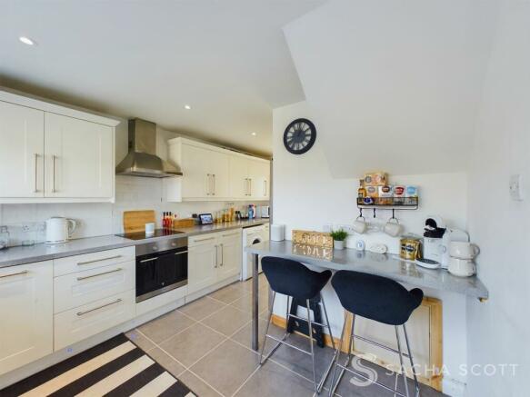 Kitchen / Breakfast Room