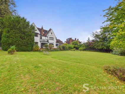 Lynwood Road, Epsom, KT17