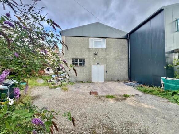 PHOTO-2025-08-09-07-37-33 (6).jpg