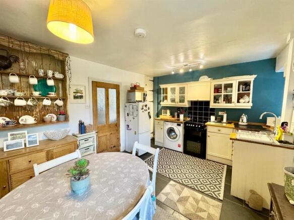 PHOTO-2025-09-19-07-14-43 (3).jpg