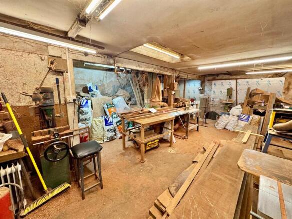 PHOTO-2025-10-20-17-47-12 (2).jpg