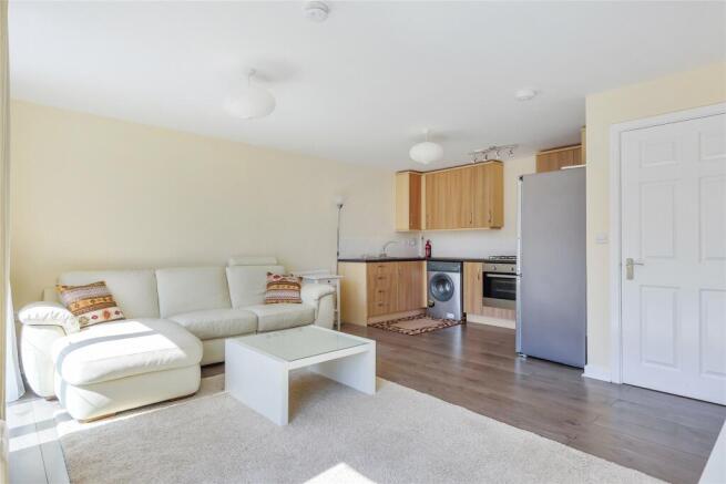 Sitting/Kitchen