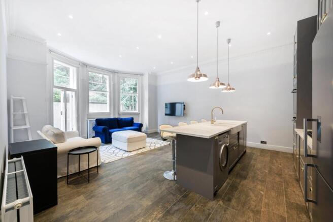 Kitchen/Reception