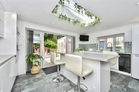 Bramley Avenue, Sheffield, South Yorkshire, S13