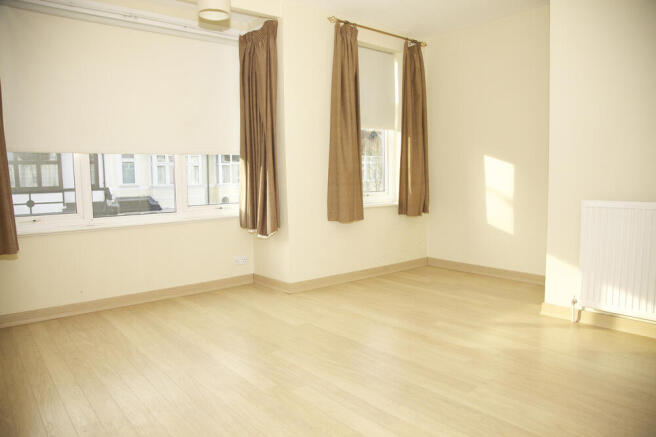104 Sydney Road, SW20 8EF