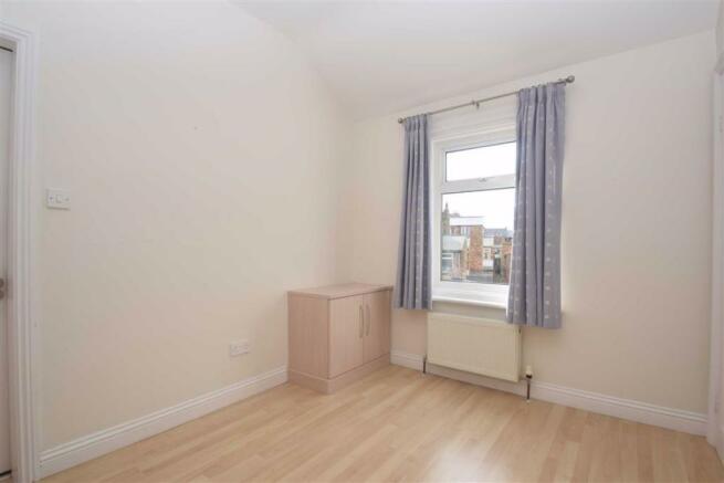 3 Bedroom Flat To Rent In Gladstone Road Scarborough North