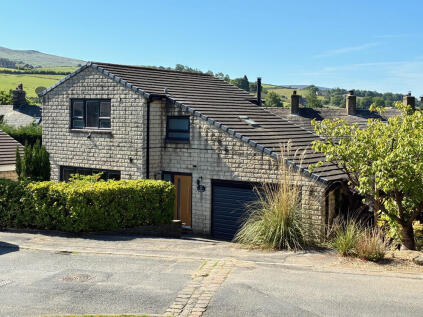 7 Clydesdale Rise, Diggle, OL3 5PX