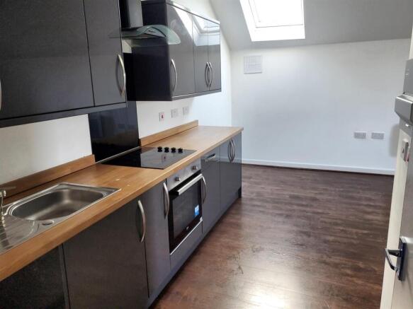 Lounge Kitchen