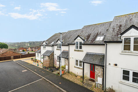 Loup Court, Axminster