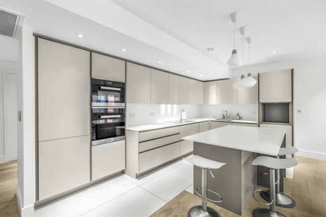Kitchen.JPG