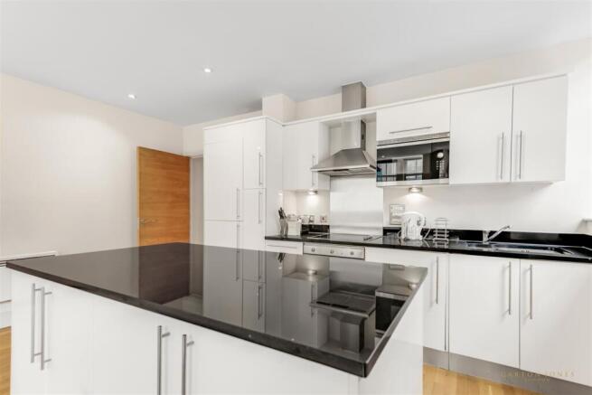 Kitchen.jpg