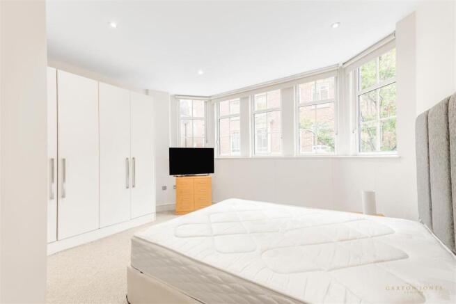 Bedroom.jpg