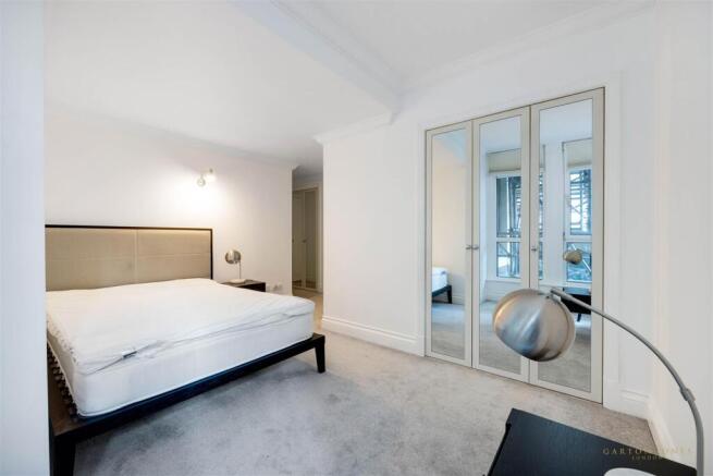 bedroom (4).jpg