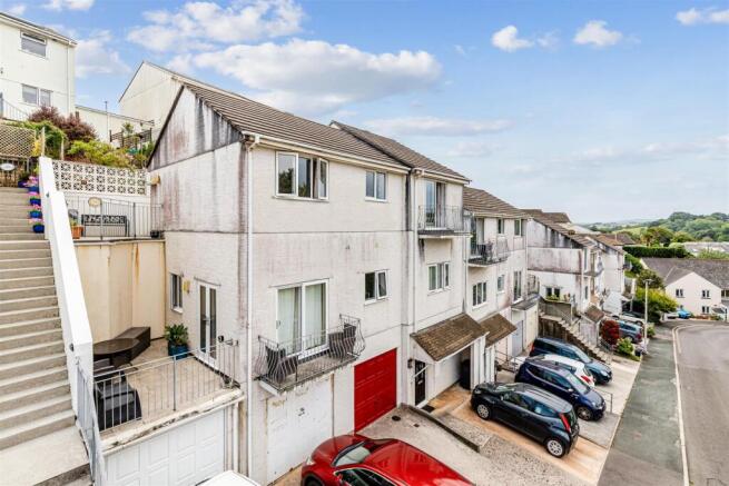 A01 - 73 Saffron Park Kingsbridge - 250811.jpg