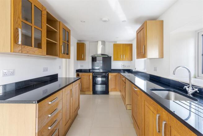 A12 - 2 Nutcombe Cottages, East Allington - 251017