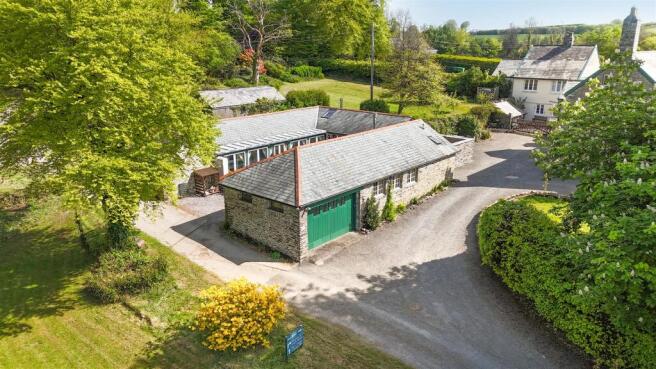 Stables, Court House & The Cottage