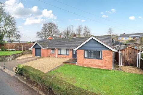 Holywell Lake, Wellington