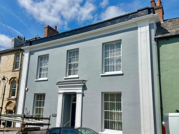 Churchhill House.jpg