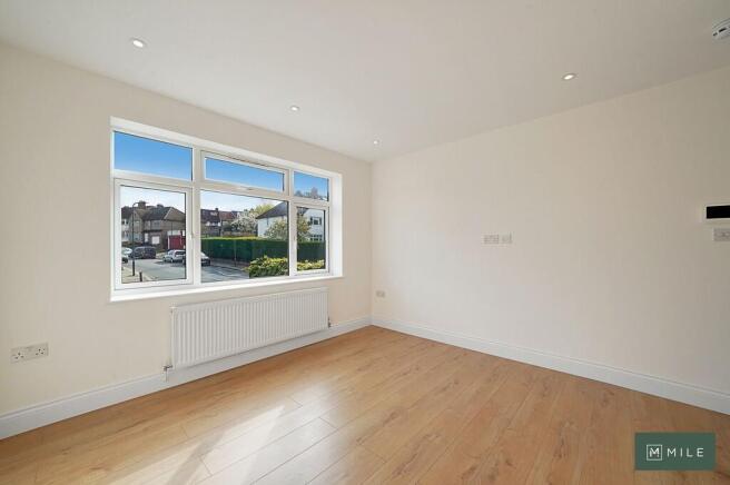 Flat 1, 52 Coles ...