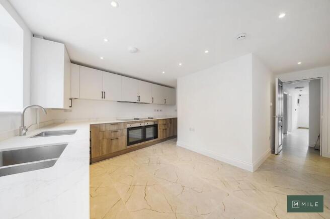 Amenities, 52 Col...