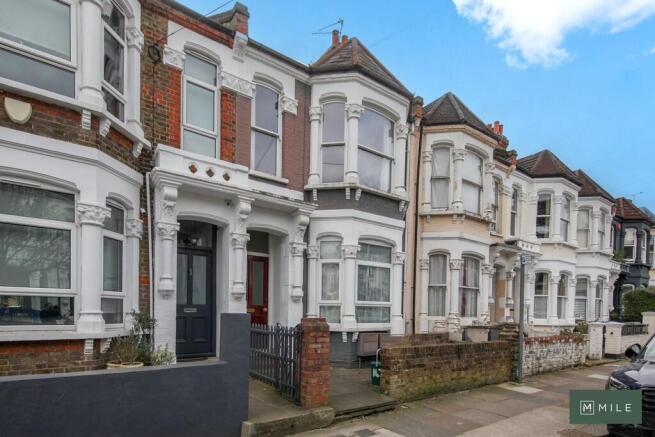 147a Purves Road ...