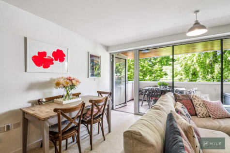 St Quintin House, 1 Princess Louise Walk, W10