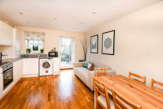 Kitchen/Dining Room