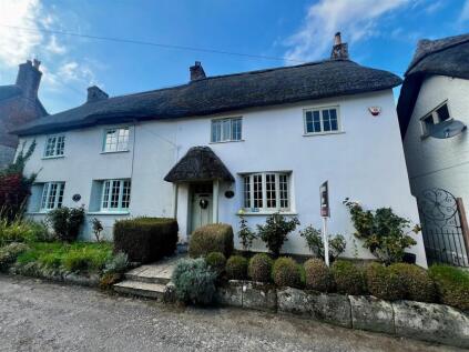 Higher Street, Okeford Fitzpaine, Blandford Forum