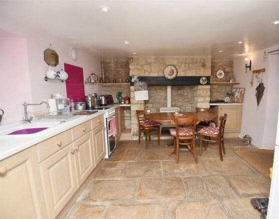 Kitchen/Breakfast Room
