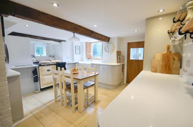 Kitchen/Breakfast Room