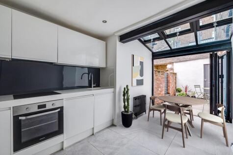 Cuppin Street, Chester, CH1