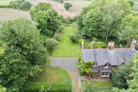 Parkgate Road, Saughall, CH1