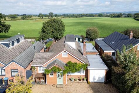 Greenfield Crescent, Waverton, CH3