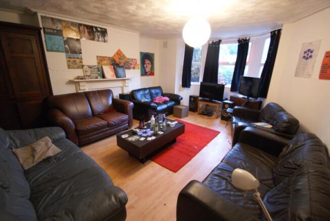 9 Bedroom Terraced House To Rent In Ash Grove Hyde Park Leeds Ls6