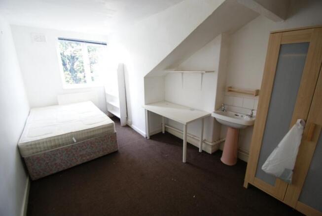 9 Bedroom Terraced House To Rent In Ash Grove Hyde Park Leeds Ls6