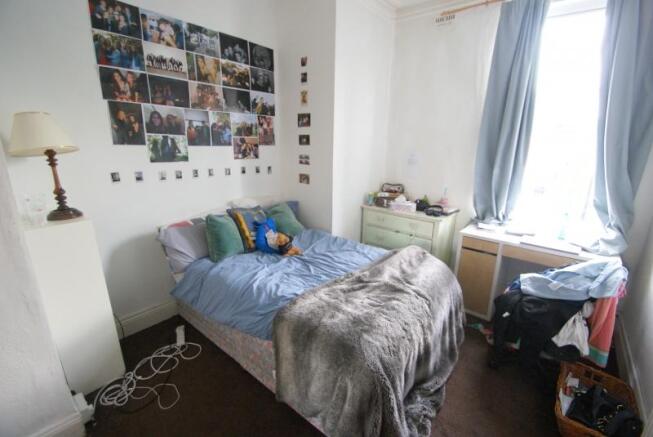 9 Bedroom Terraced House To Rent In Ash Grove Hyde Park Leeds Ls6
