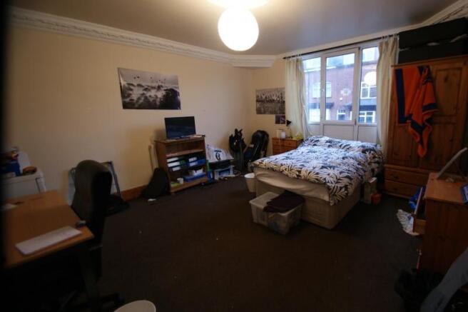 7 Bedroom Terraced House To Rent In Manor Drive Hyde Park Leeds Ls6