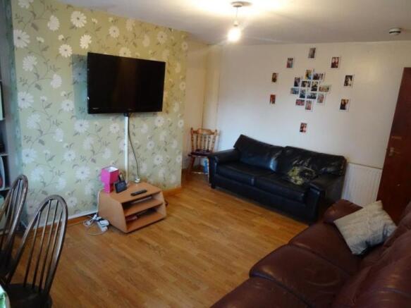 6 Bedroom Flat To Rent In Holly Bank Headingley Leeds Ls6