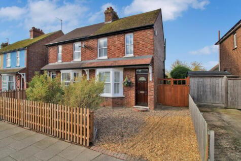 Highbury Grove, Clapham, Bedford, MK41