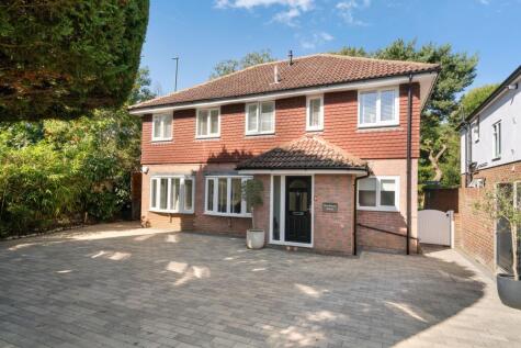 Westmont Road, Esher, KT10