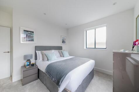 Vicarage Court, Watford, WD18 0EY